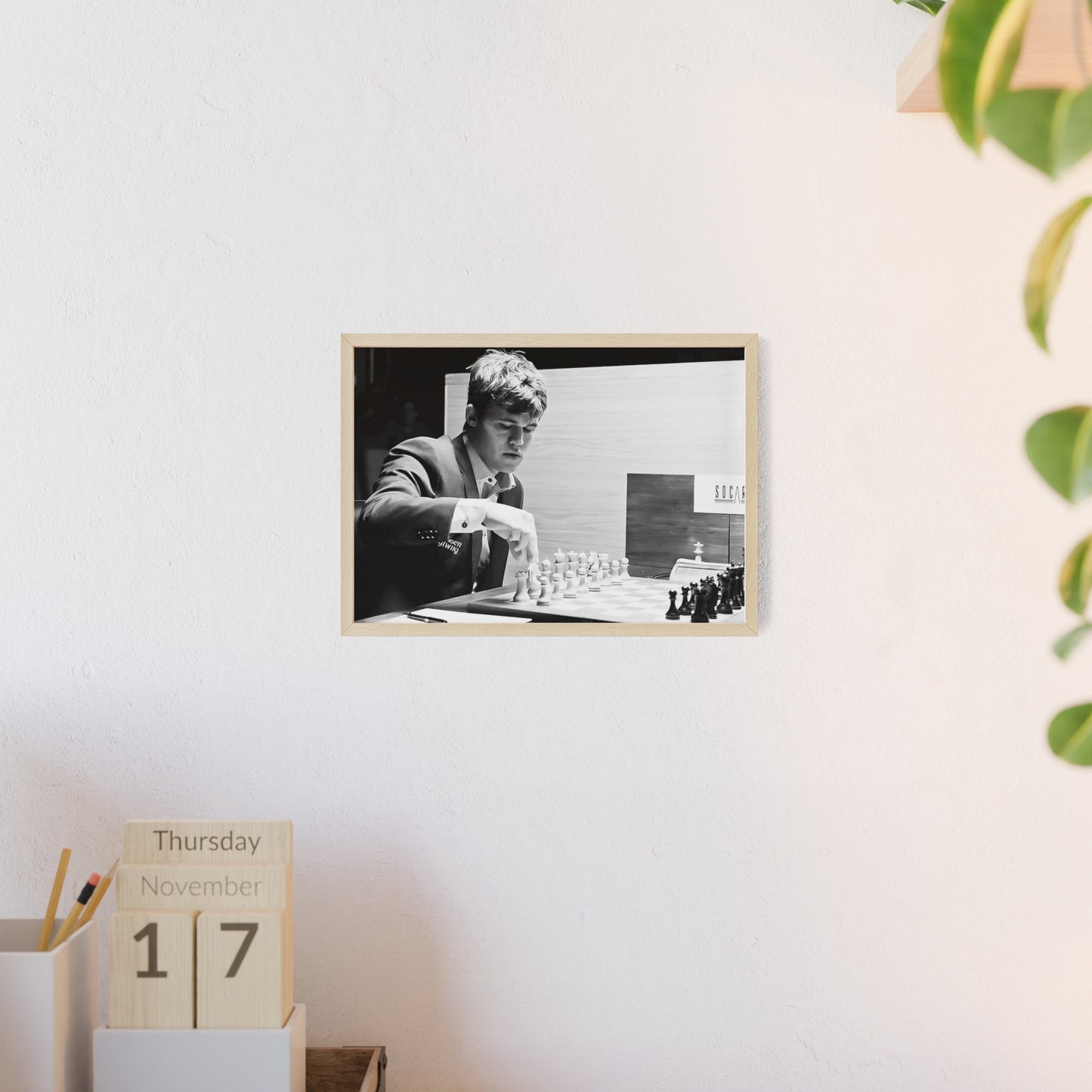 Magnus Carlsen, Framed Landscape Poster